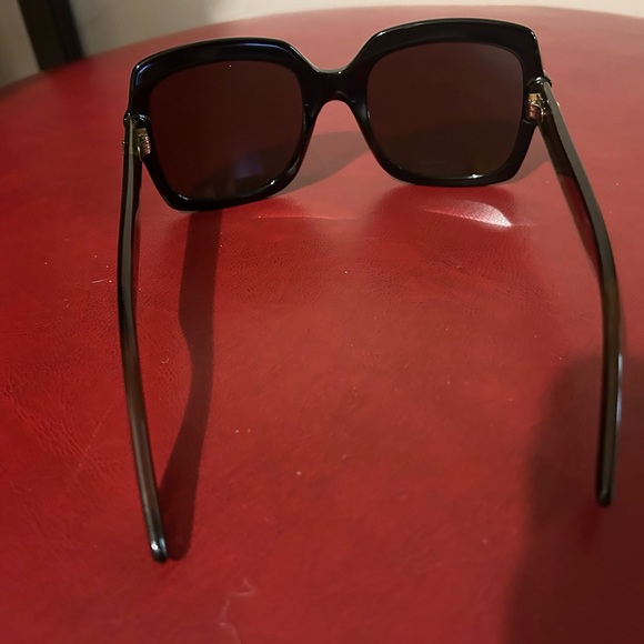 Gucci - Picture 3 of 7